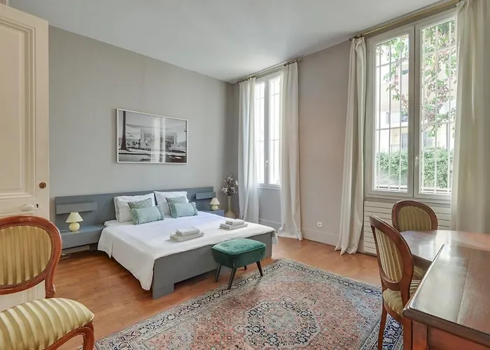 Pura Vida شقة كان